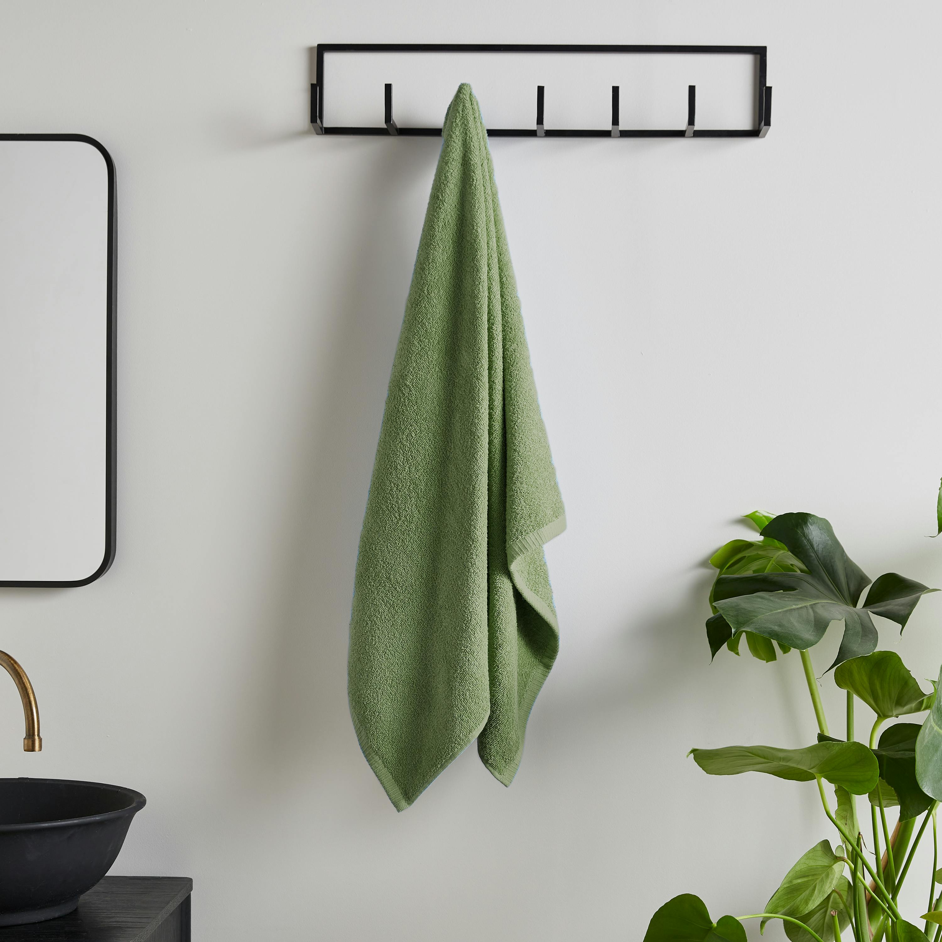 Catherine Lansfield Green Quick Dry Cotton Towel Sage - Bath Sheet - Sage