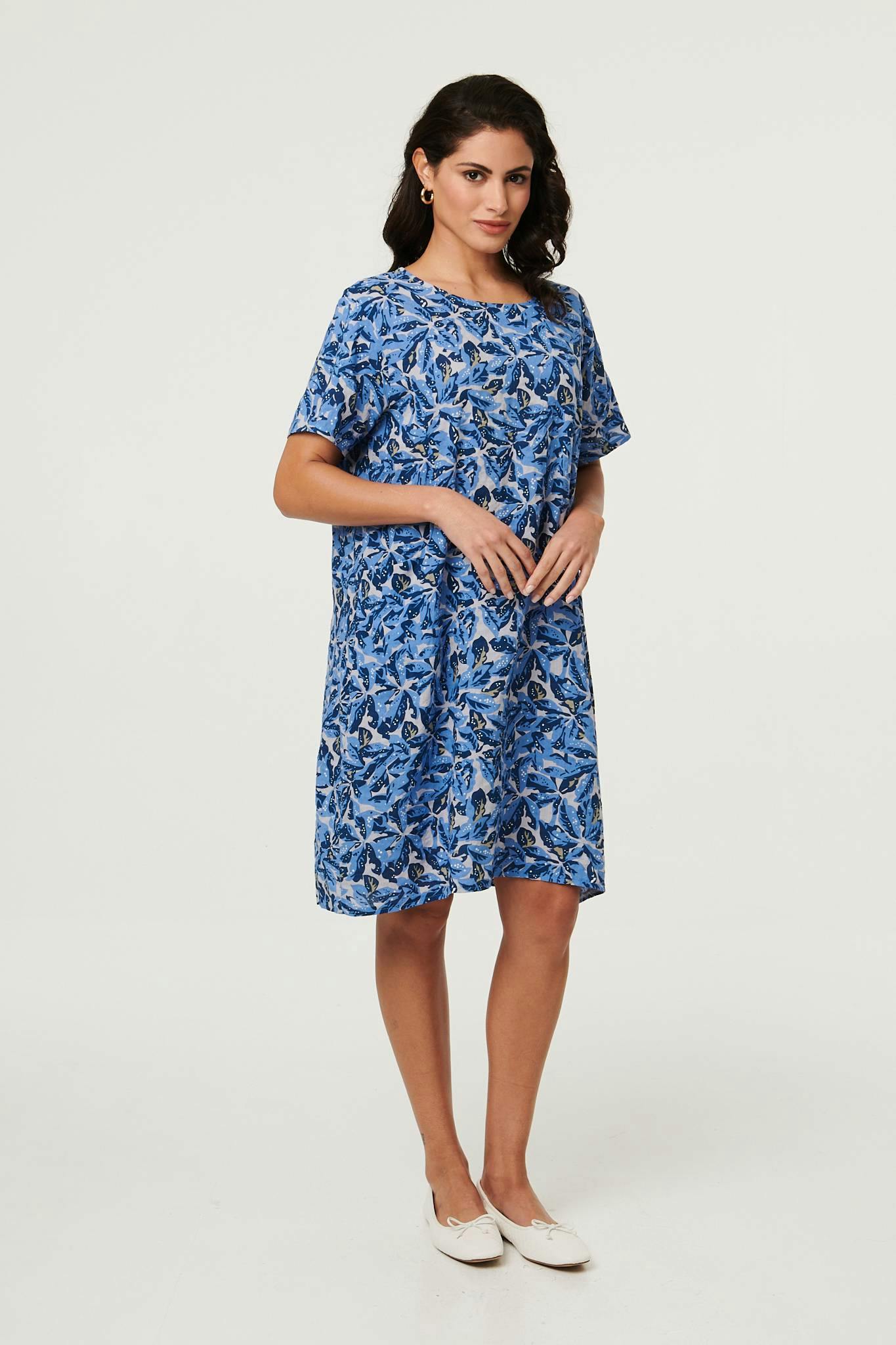 Izabel London Blue Floral Relaxed Short Shift Dress - S
