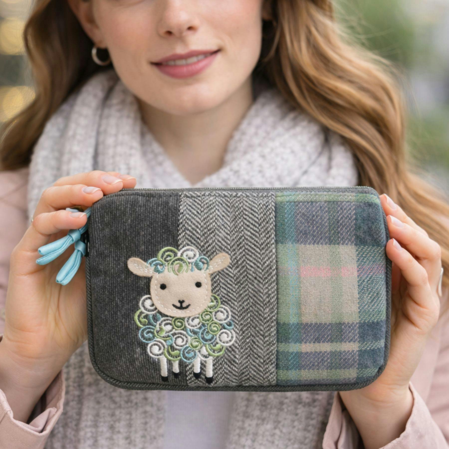 Earth Squared Tweed Appliqué Coin Purse – Sheep, Highland Cow, Dachshund, Puffin, Cat & Floral - Sheep