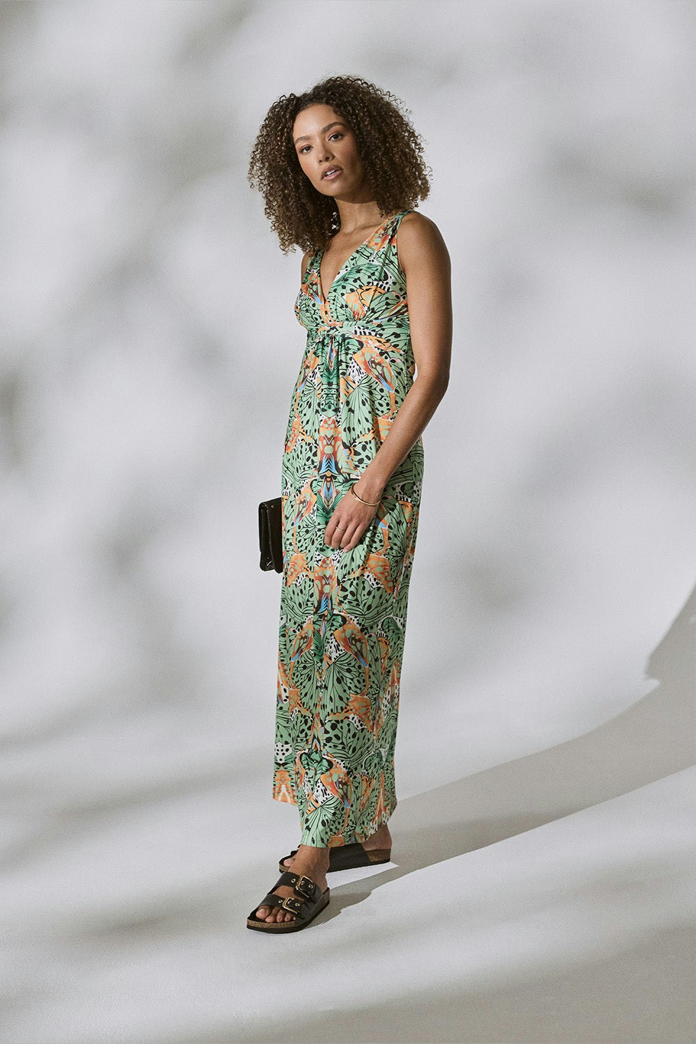 Izabel London Green Butterfly Print V-Neck Empire Maxi Dress - 8