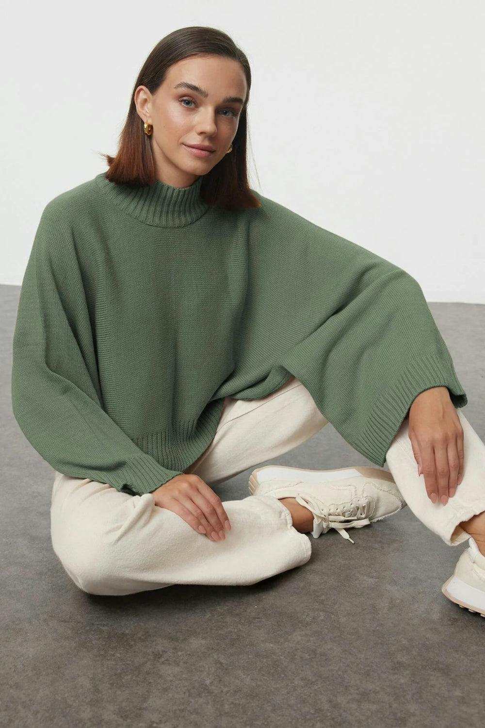 Hoxton Gal Green Oversized Flared Sleeve Knit Sweater - S