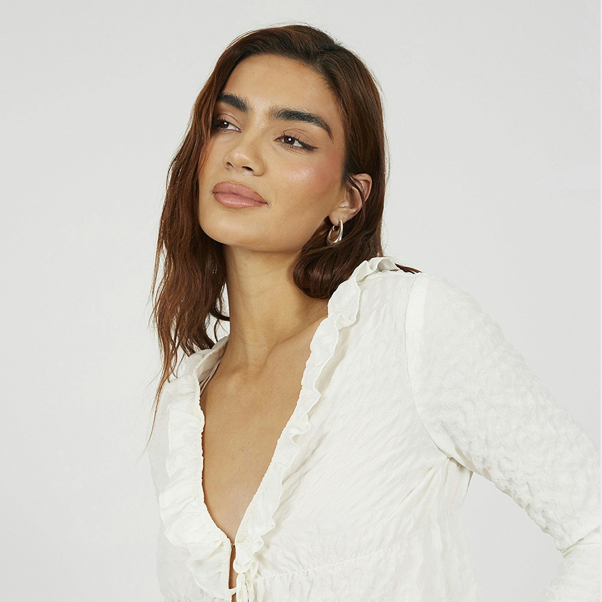Brave Soul Cream Seersucker Frill Collar Tie Front Blouse - Xl