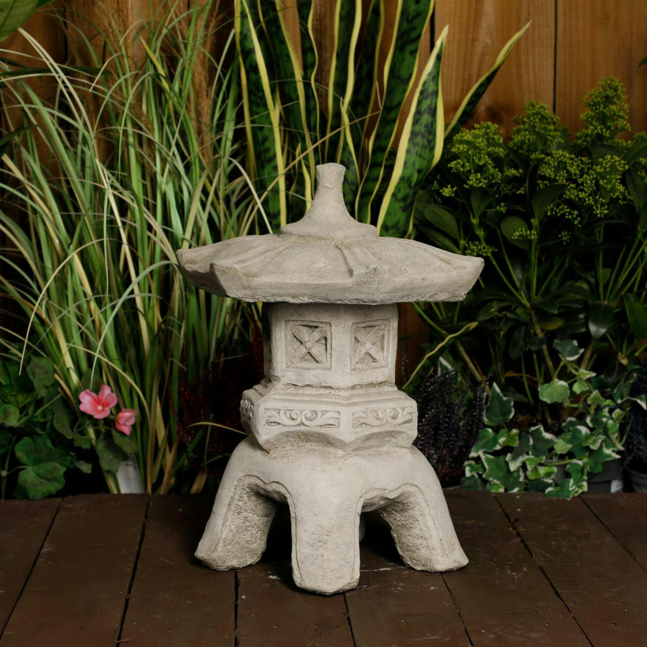 Rackhams Tranquil Japanese-Style Pagoda Statue