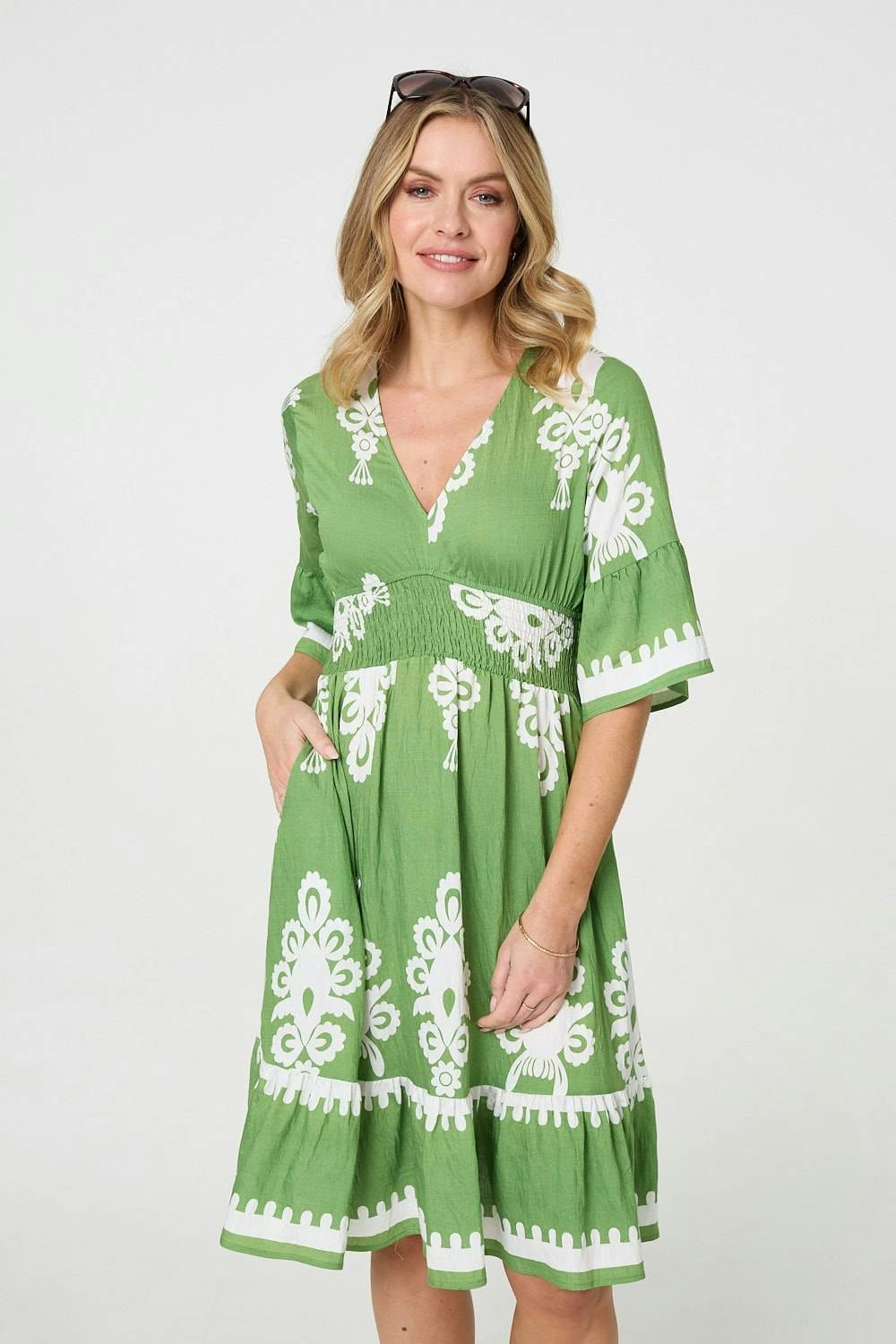 Izabel London Green Ikat Print 1/2 Sleeve Relaxed Short Dress - 8
