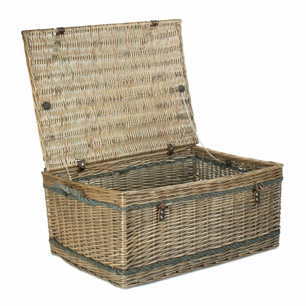Rackhams Red/Black/Grey 72Cm Antique Wash Rope Handled Picnic Basket - Antique Wash