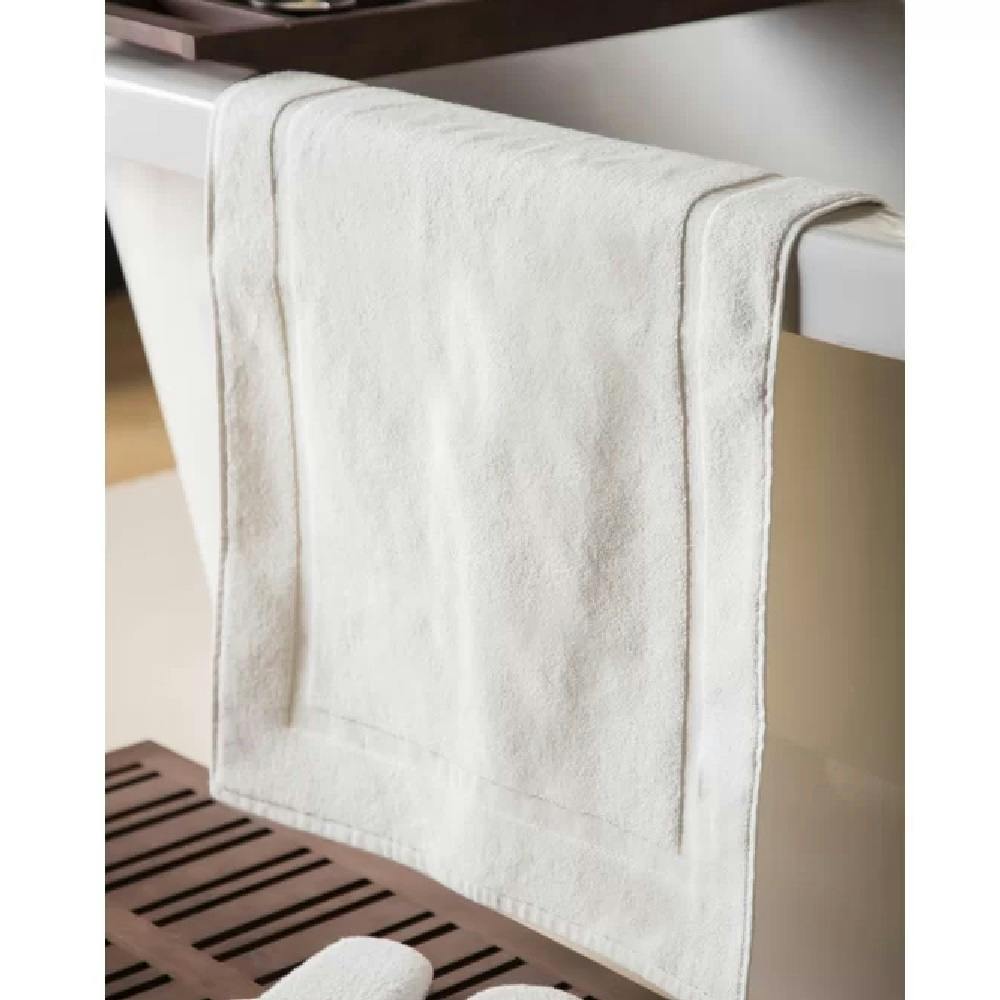 Belledorm Ivory Hotel Madison Bath Mat - One Size - 100% Ringspun Cotton