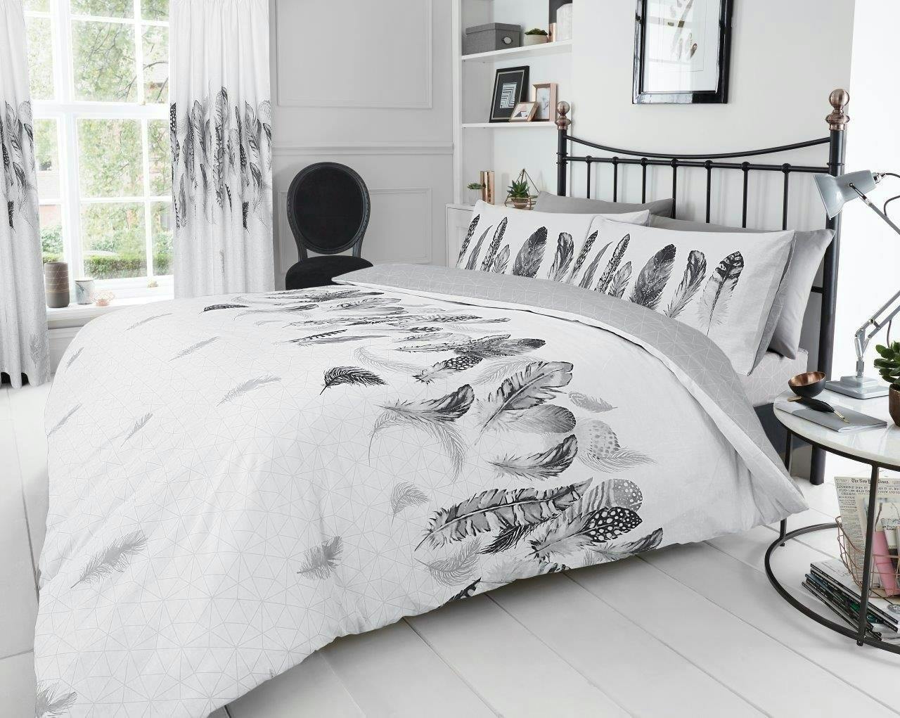 Rackhams White Feathers Duvet Cover And Pillowcase Set - Single (135Cm X 200Cm)