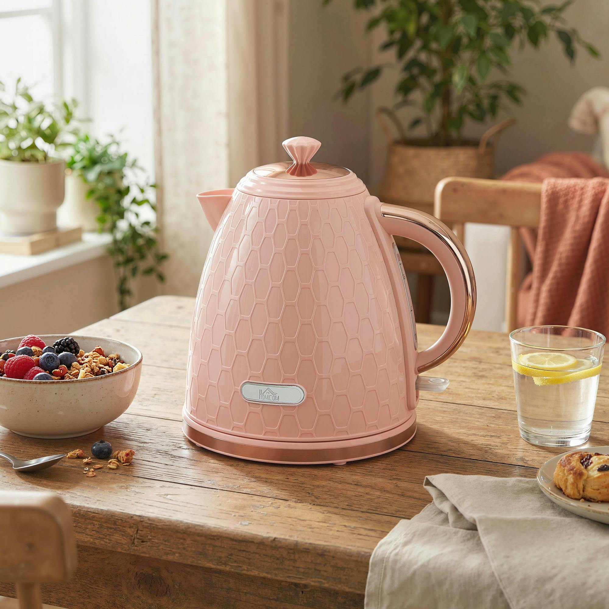 Homcom Light/Pink Electric Kettle, Fast Boil, 1.7L, 3Kw, Auto Shut-Off