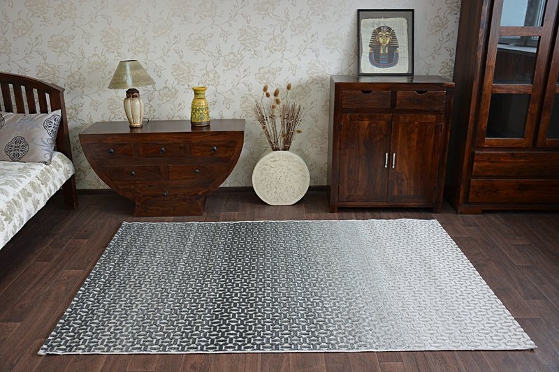 Rackhams Black Lisboa Rug - 80Cm X 150Cm