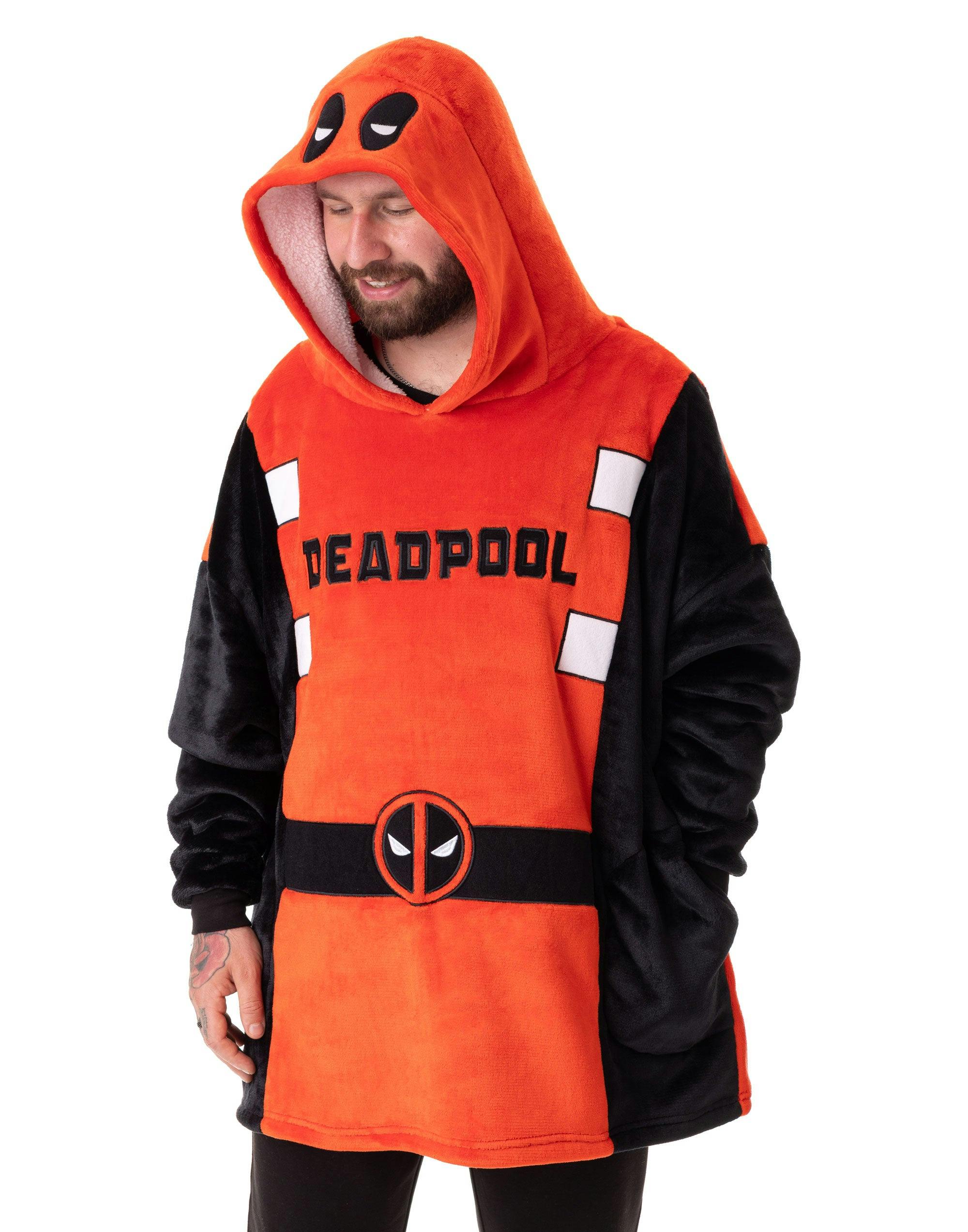 Vanilla Underground Unisex Red/Black Marvel Multicolou Deadpool Blanket Hoodie (One Size)