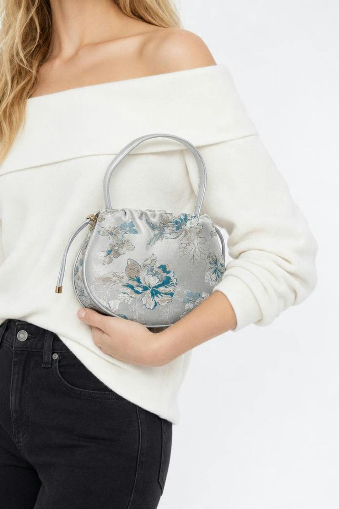 Svnx Women's Silver Jacquard Drawstring Handbag In - Image 5