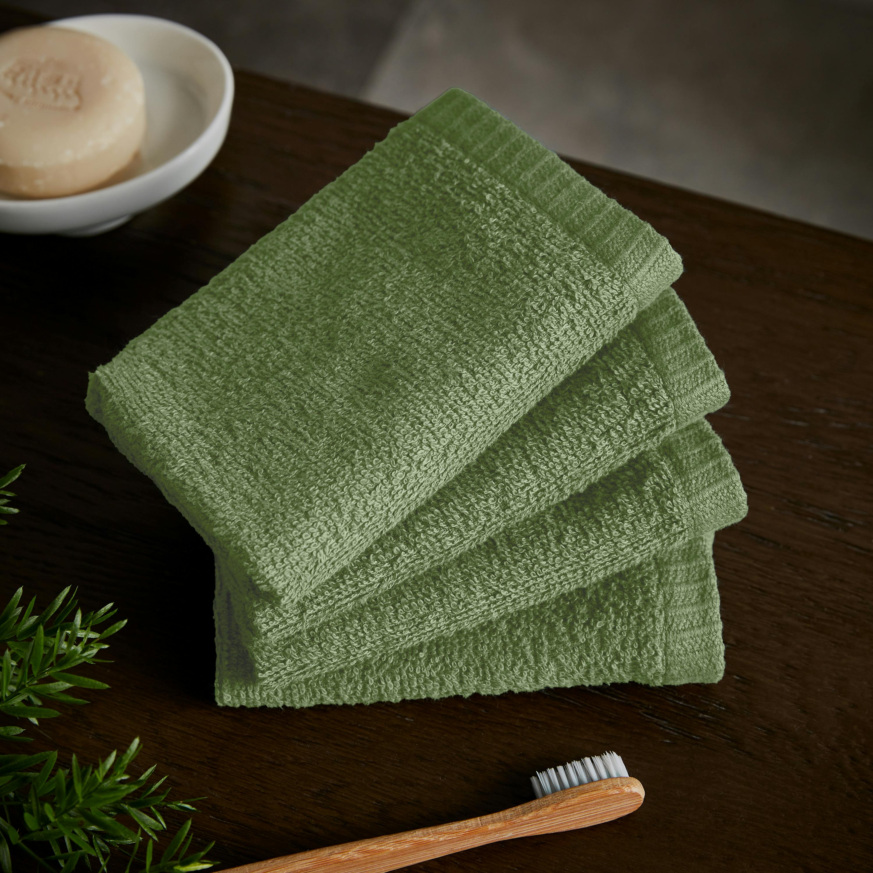 Catherine Lansfield Green Quick Dry Cotton 4 Pack Face Cloths Sage - Face Cloth 4 Pack - Sage