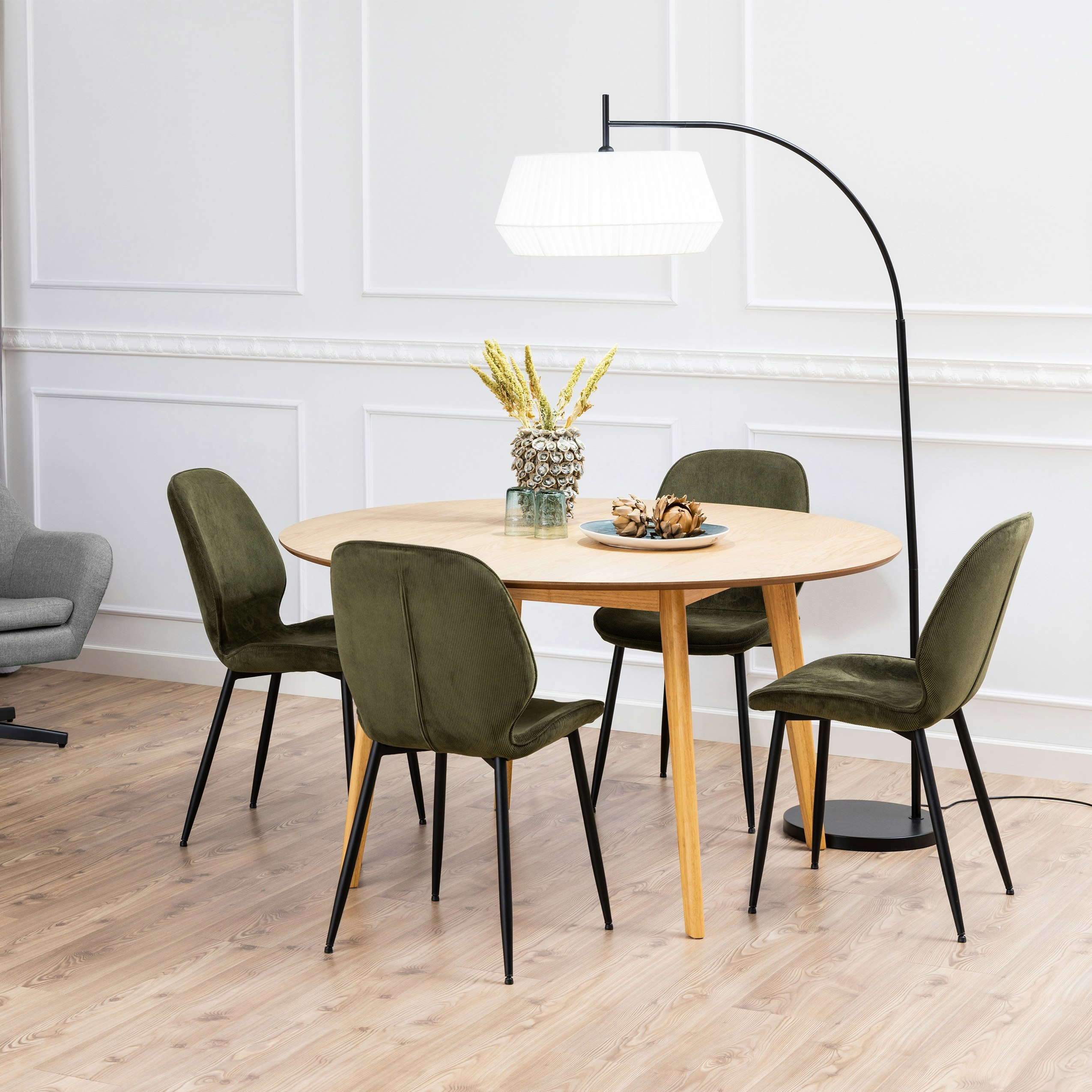 Furniture To Go Green/Brown Nagano Round Dining Table In Oak Included 4 Femke Dining Chair In Olive - No