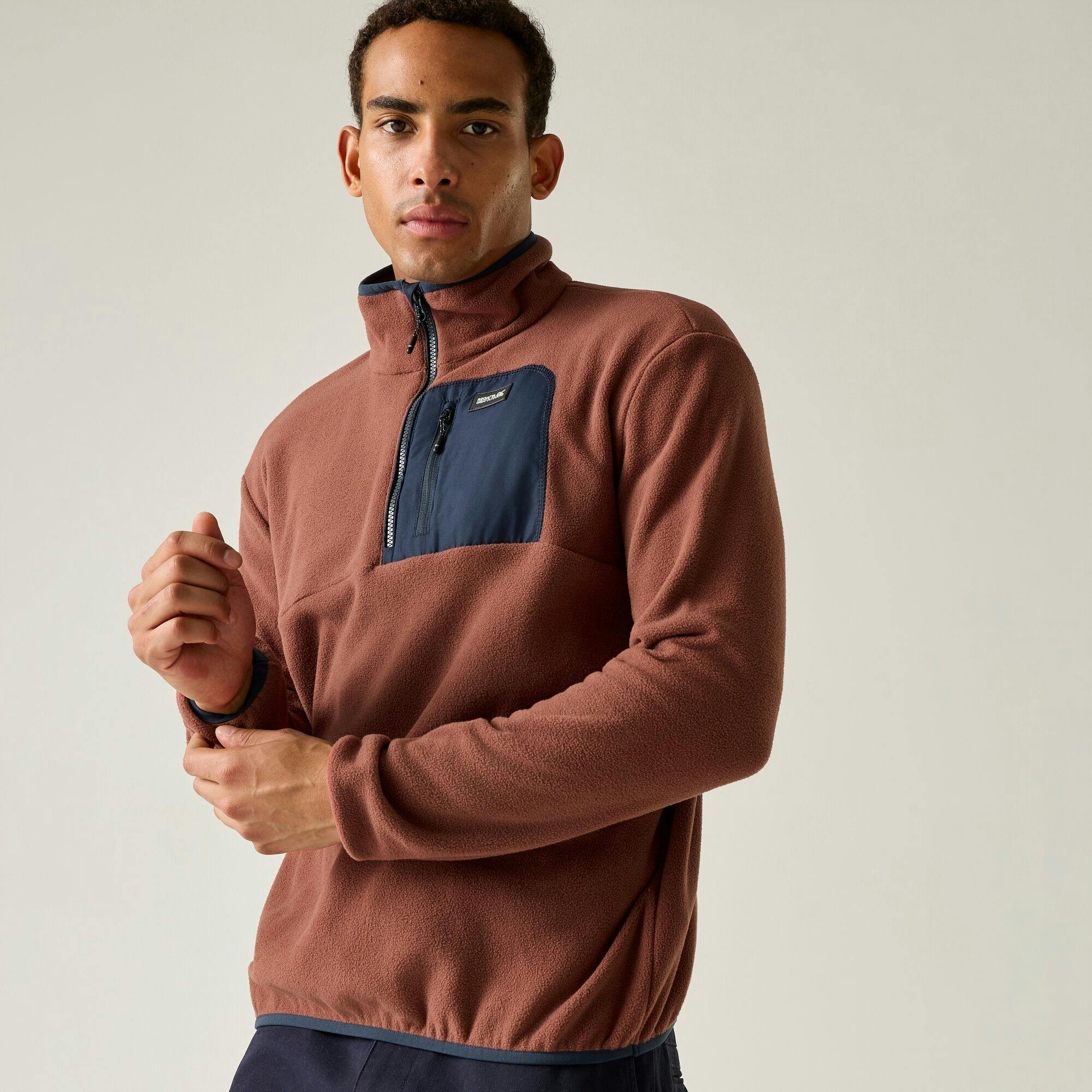 Regatta Men's Dark Frankie Half Zip Fleece Top - Cherry/Navy - 5XL - Cherry/Navy - 70% Polyester/30% Recycled Polyester