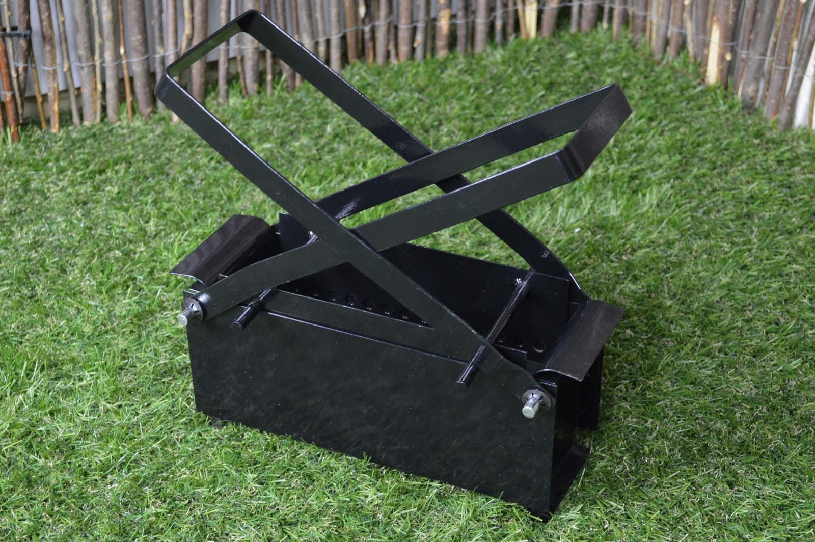 Rackhams Paper Log Brick Briquette Solid Fuel Maker - Make Fuel From Old Newspapers