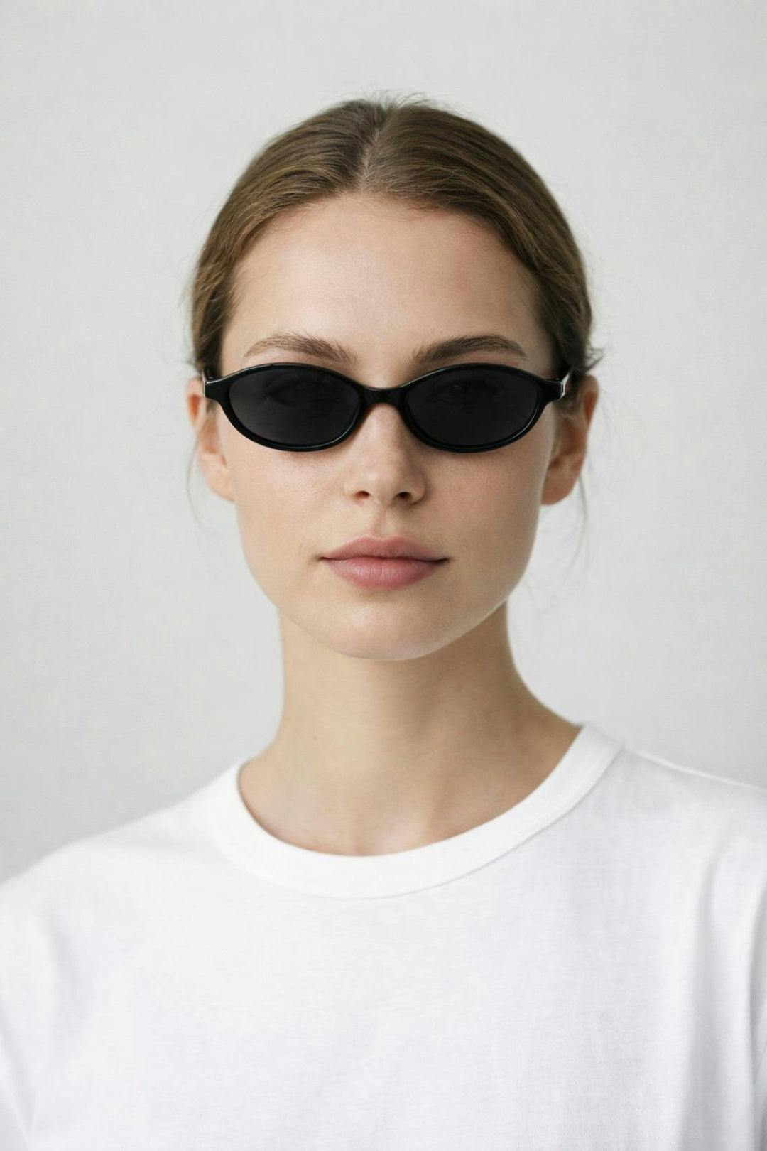 Svnx Black Oval Sunglasses In - One Szie