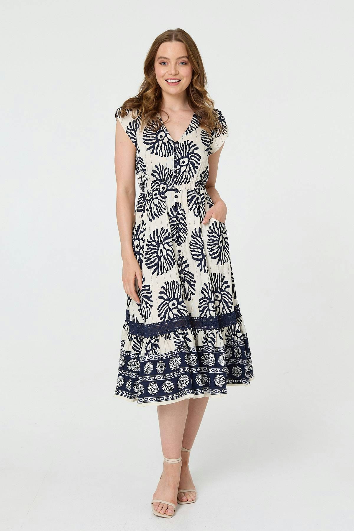 Izabel London Floral Cap Sleeve Lace Midi Dress - 18 - Navy
