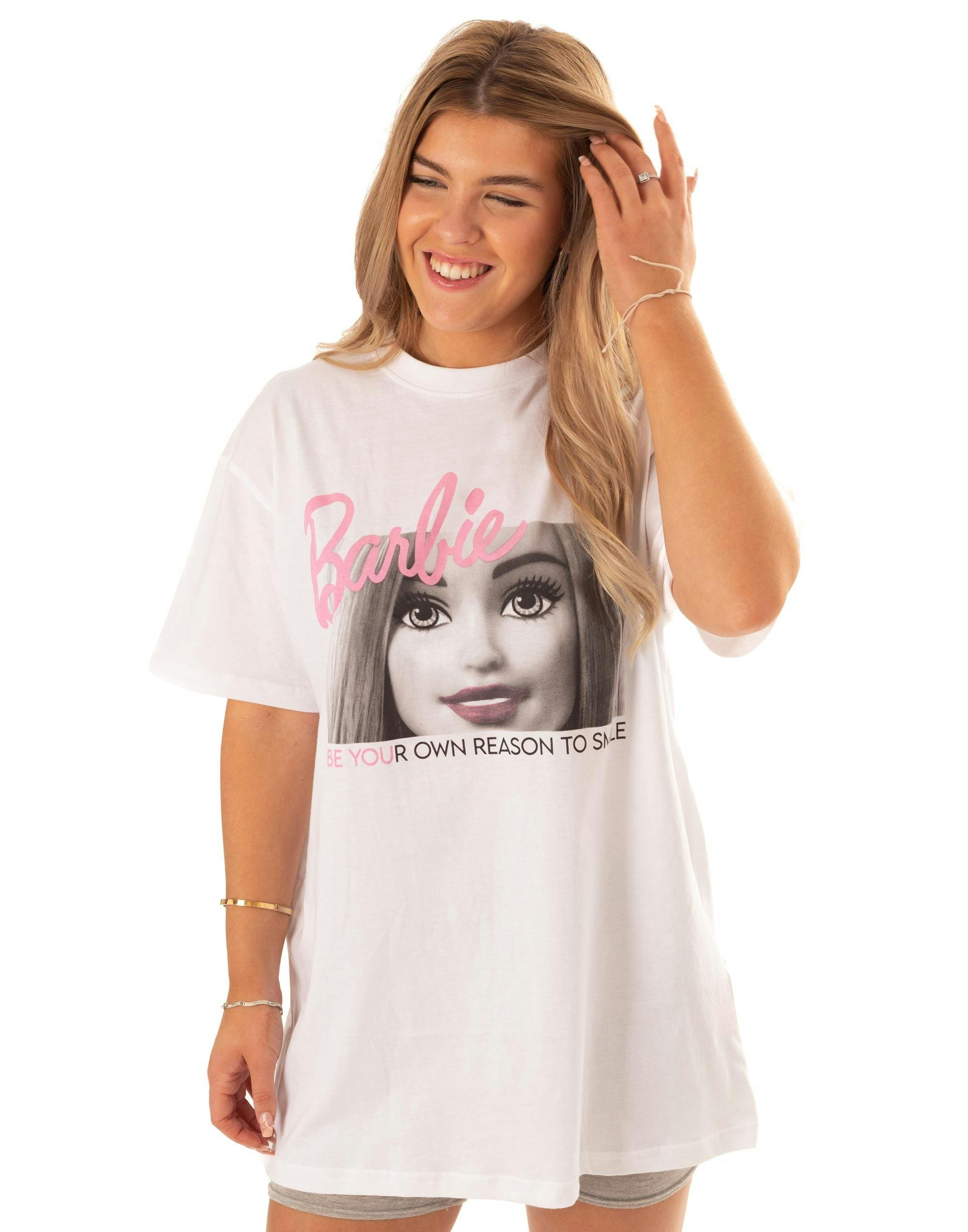Vanilla Underground Women's White Barbie Barbie Doll Short Sleeved T-Shirt - XXX-Large