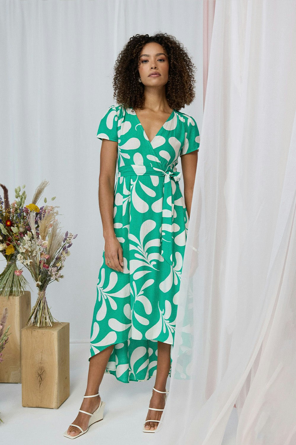 Izabel London Green Printed Tie Waist Split Hem Midi Dress - 14