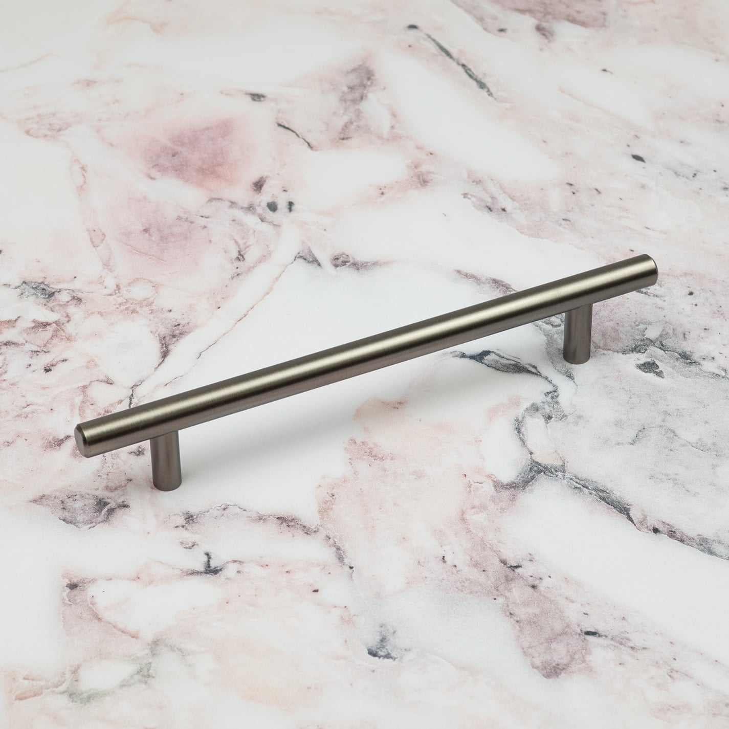 Handle & Home Grey Gunmetal T-Bar Handles & Coordinating Pull Knob - 160Mm Handle