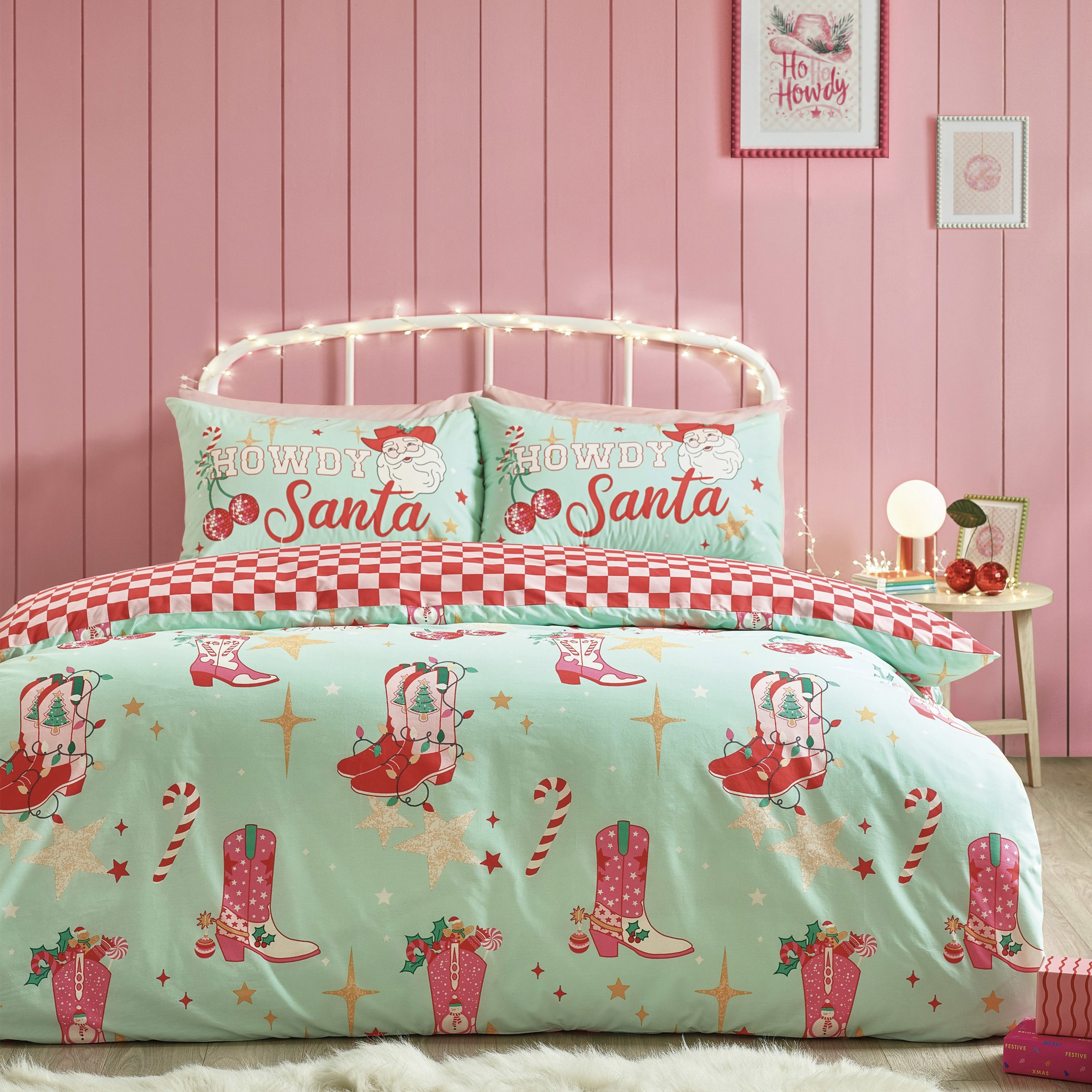 Catherine Lansfield Green Santa's Howdy Christmas Reversible Duvet Cover Set - Single