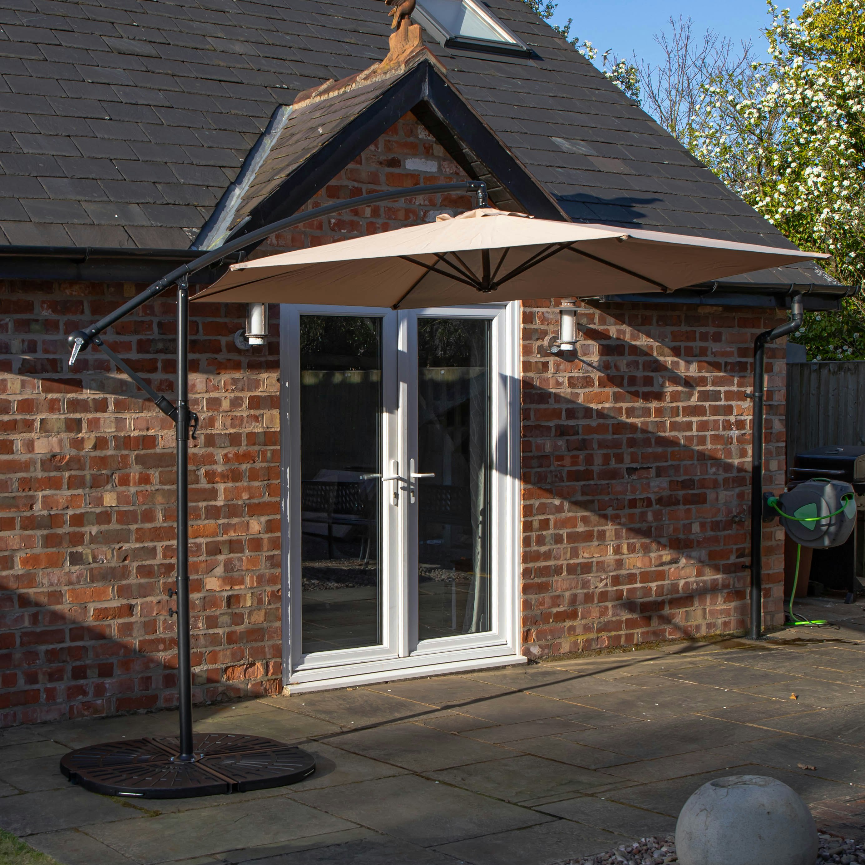Rackhams Beige 3M Cantilever Parasol In With Crank Handle For Patio Garden - Outdoor Umbrella & Parasols