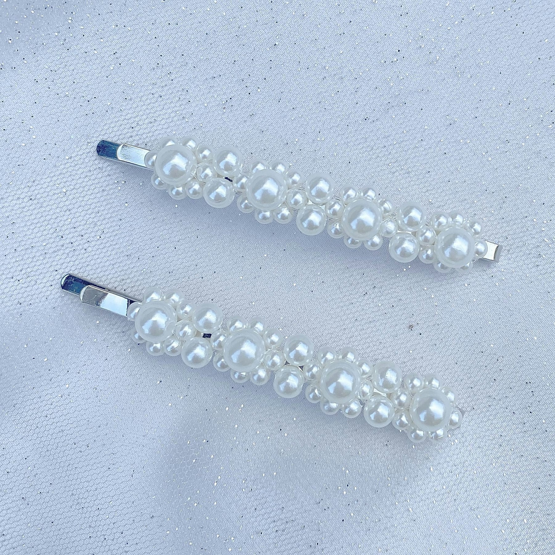 Queenmee Accessories Silver Pearl Hair Grips Set Of 2