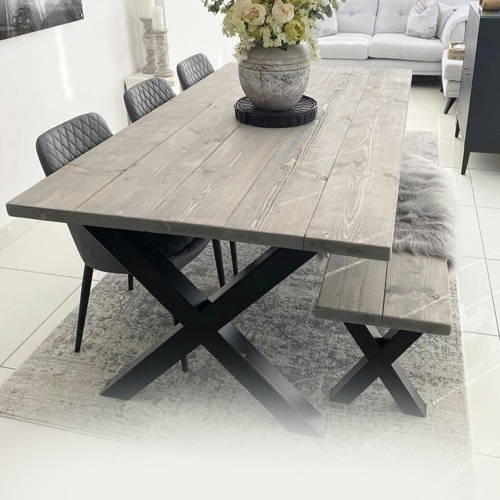 Dining & Kitchen Tables