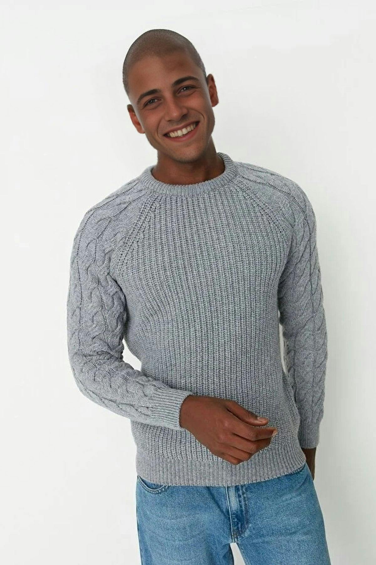 Wovcor Men's Grey Regular Fit Woolen Crew Neck Knit Sweater With Hair Knitting Detail - Xs