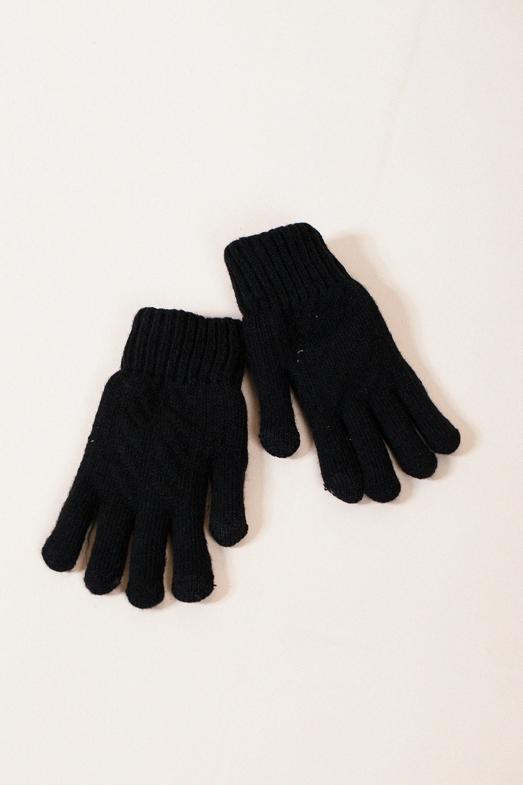 Svnx Black Touch Screen Cable Knit Gloves In - One Size