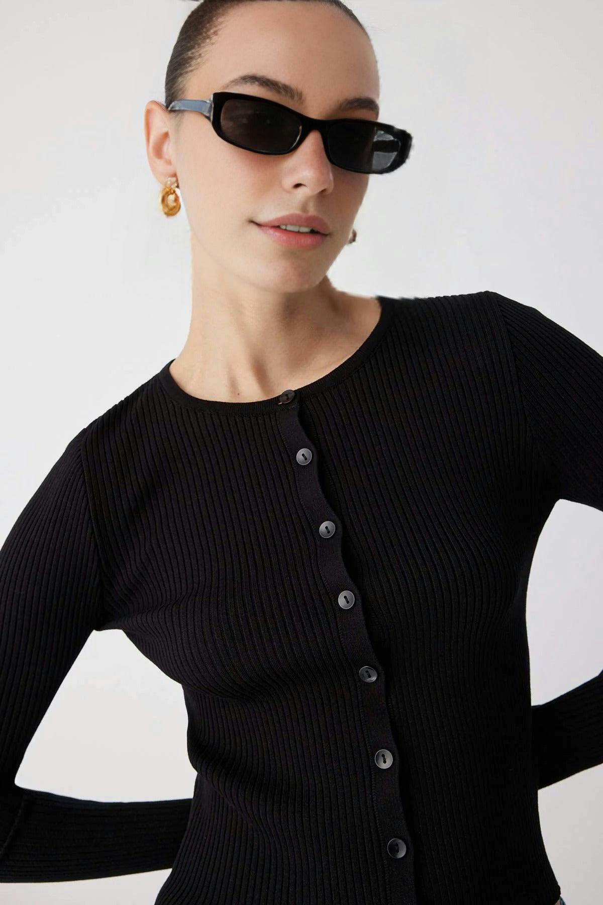 Wovcor Black Mercerized Look Ribbed Knit Cardigan - M
