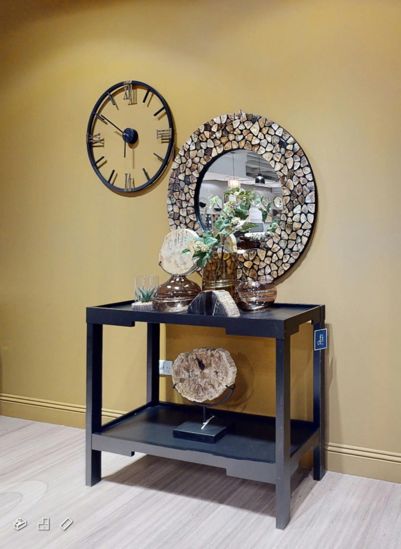 Garden Greatness Black Urban Kent Roman Wall Clock - Image 3