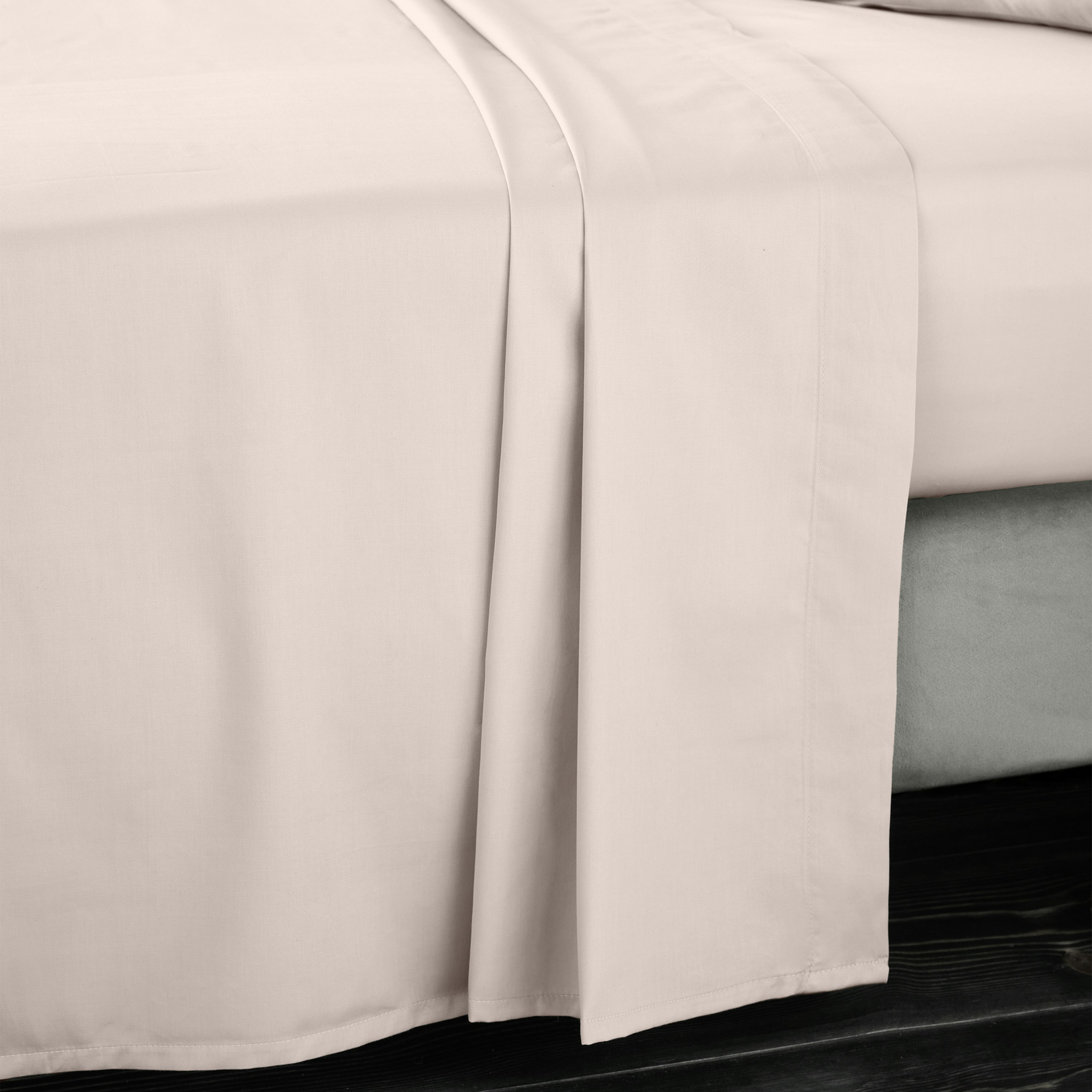 Bianca 400 Thread Count Cotton Sateen Flat Sheet - King