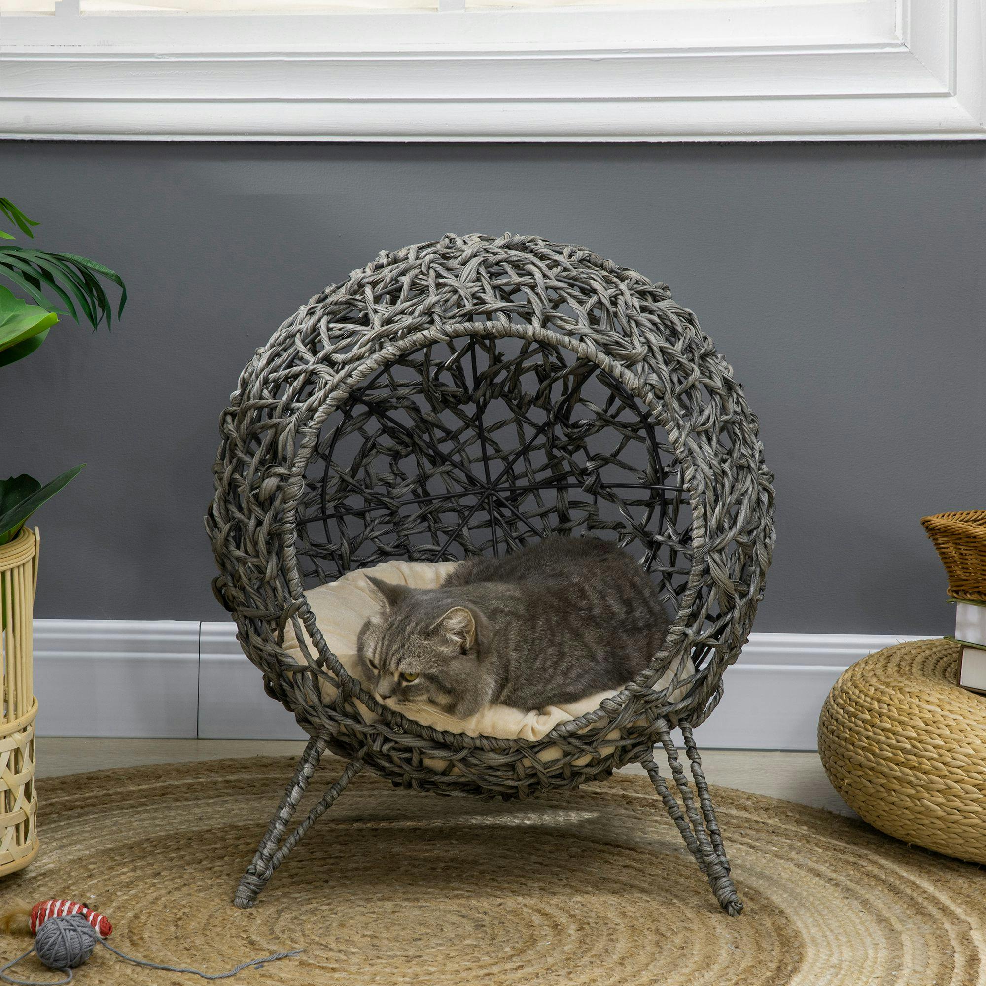 Pawhut Grey Wicker Cat House, Ball-Shaped Rattan Raised Cat Bed