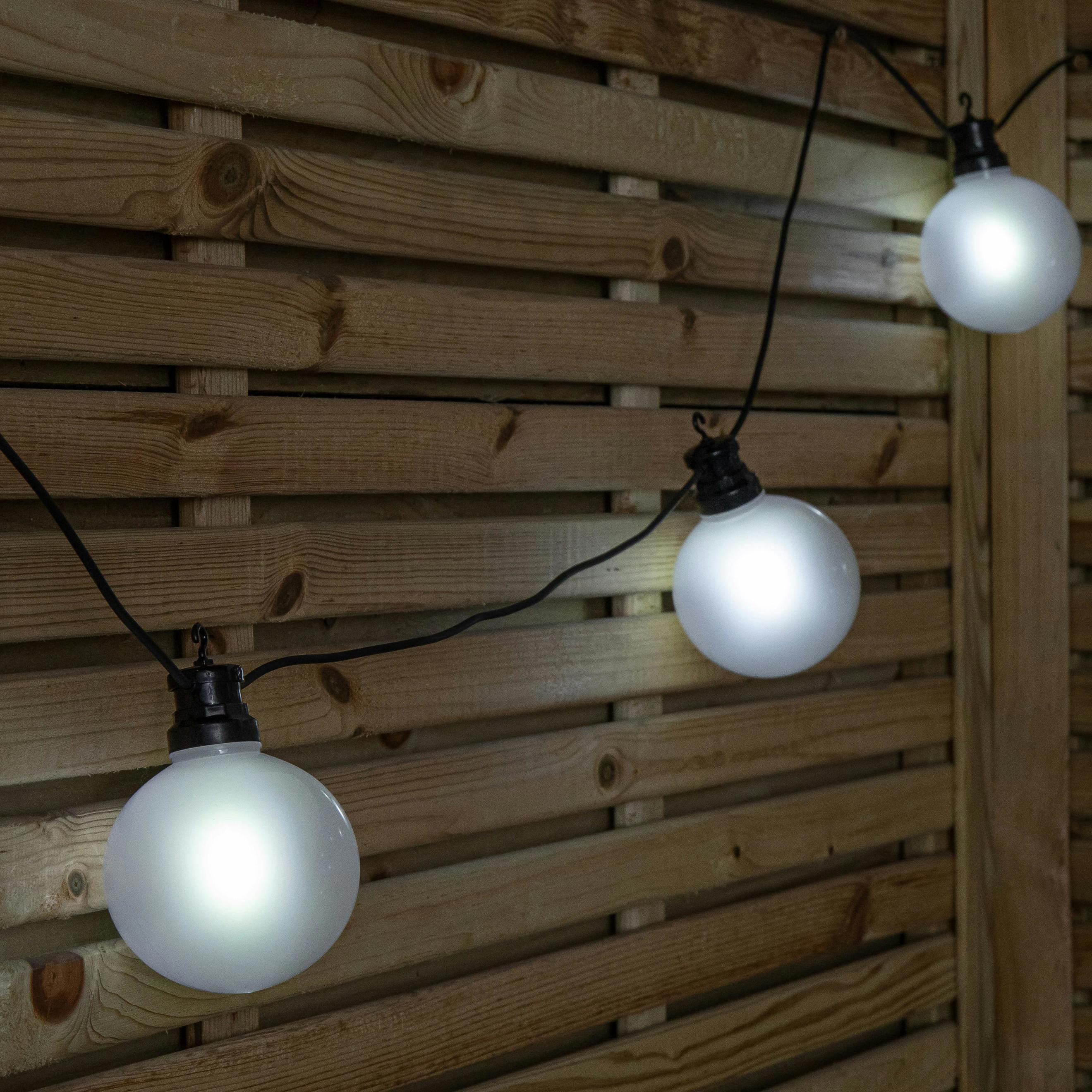 Samuel Alexander White 4.5M Set Of 10 Frosted Ball Style Cap String Lights With Filament In