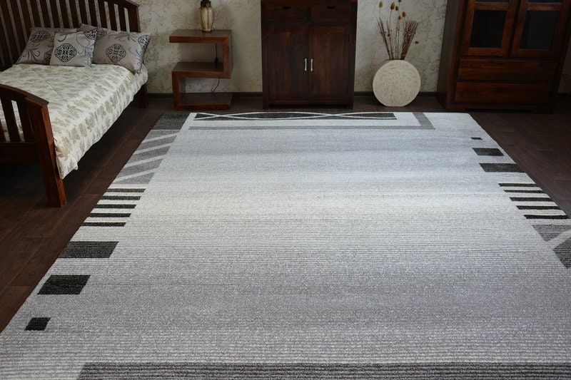 Rackhams Shadow Rug - 120Cm X 170Cm