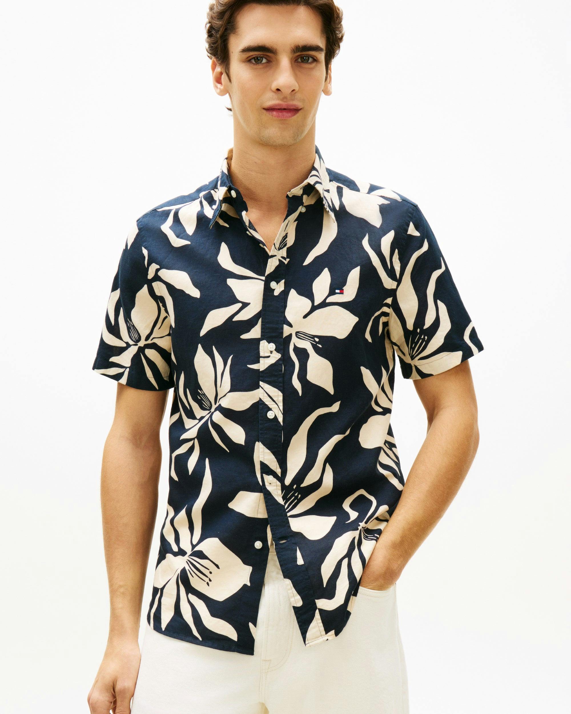 Tommy Hilfiger Men's Dark Linen Blend Flower Print Short Sleeve Shirt - Night Navy/Allover - Night Navy/Allover - M