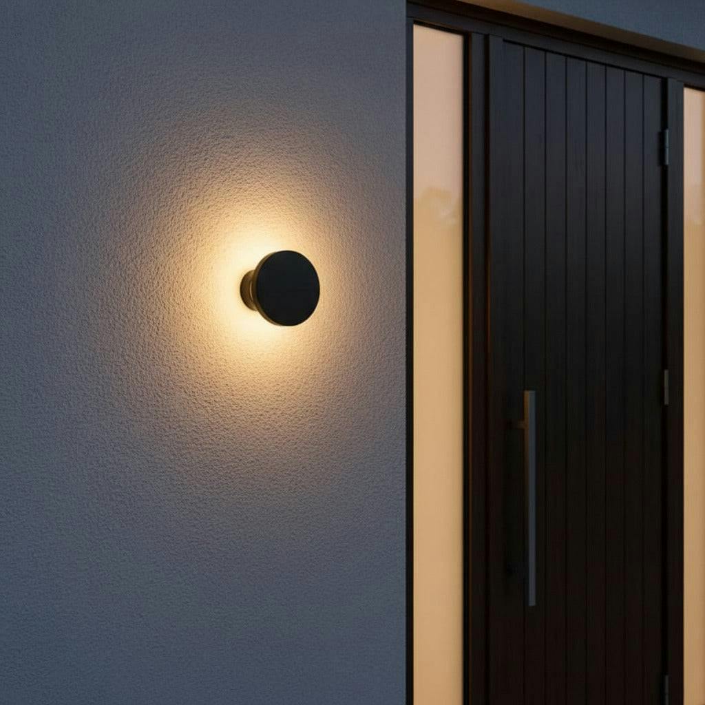 Rackhams Black/Light 10 Watt Round Exterior Wall Mount