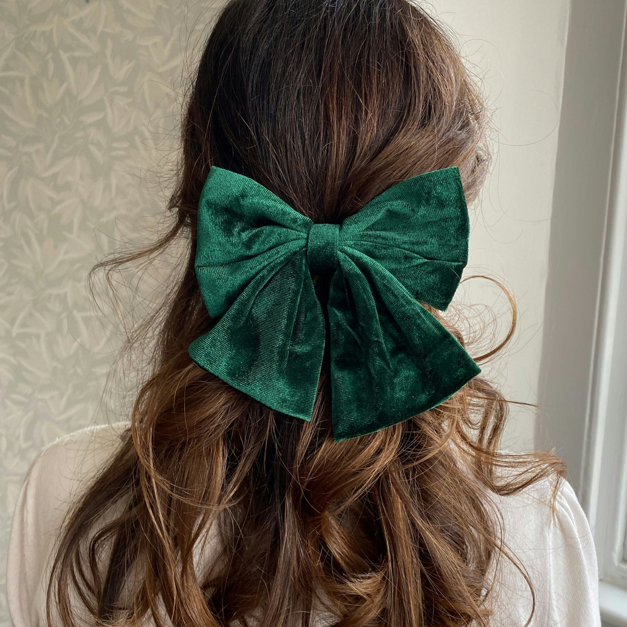 Queenmee Accessories Green Hair Bow Velvet Bow Hair Clip