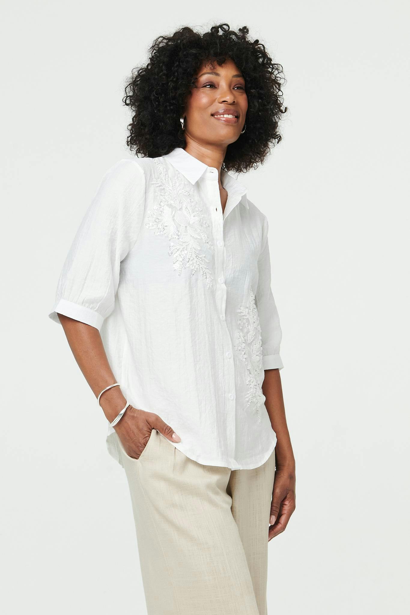Izabel London White Sparkly Embroidered 3/4 Sleeve Shirt - S/M