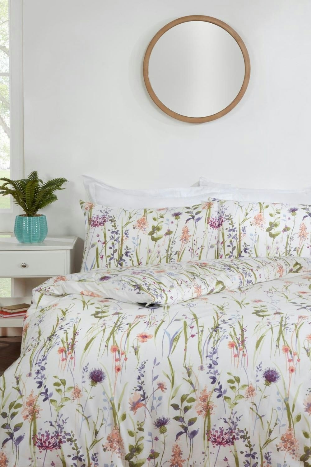 Sundour White Cheshire Floral Duvet Cover Bedding Set - Multi - King