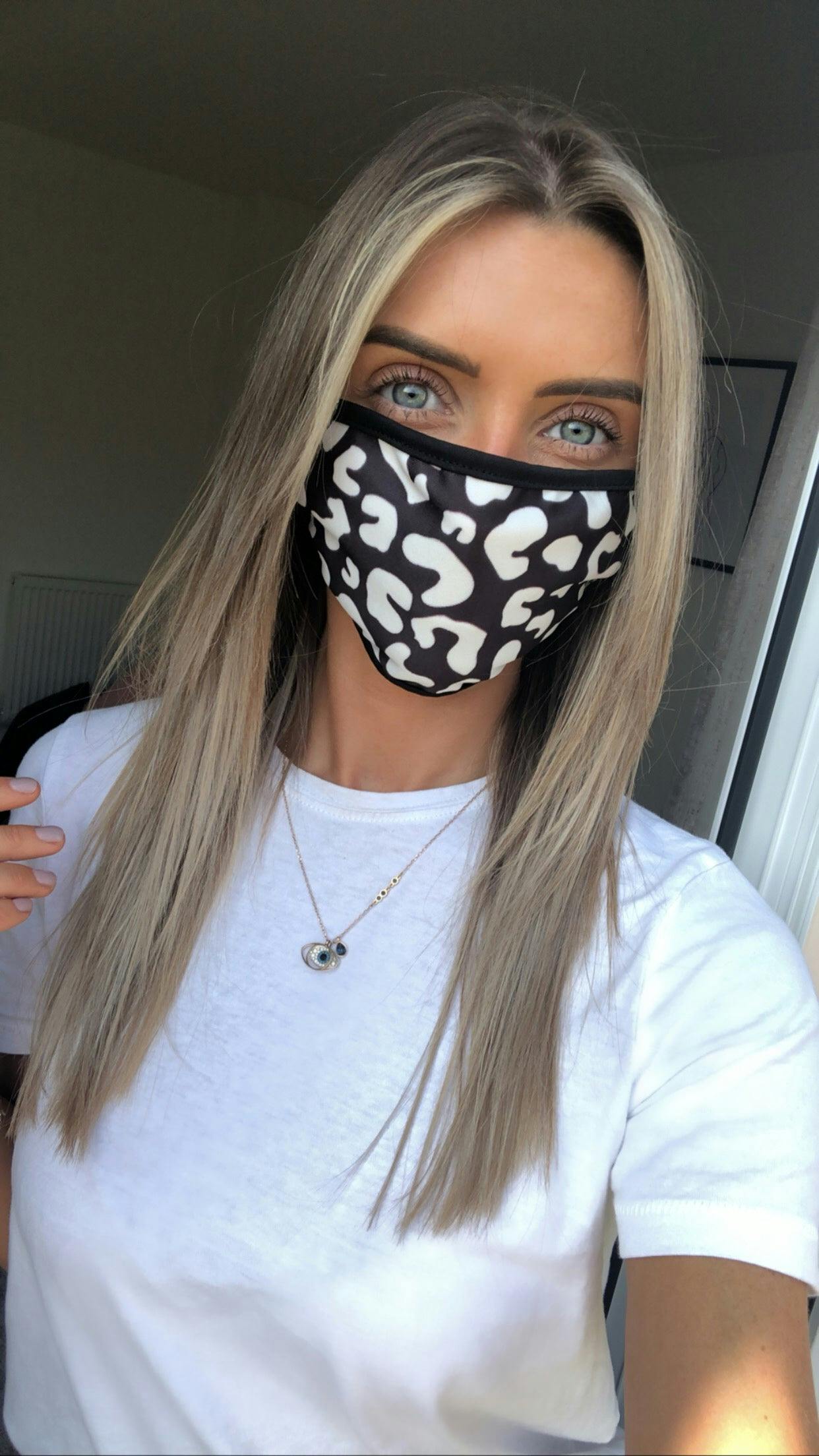 Urban Bliss Mono Animal Face Covering - One Size