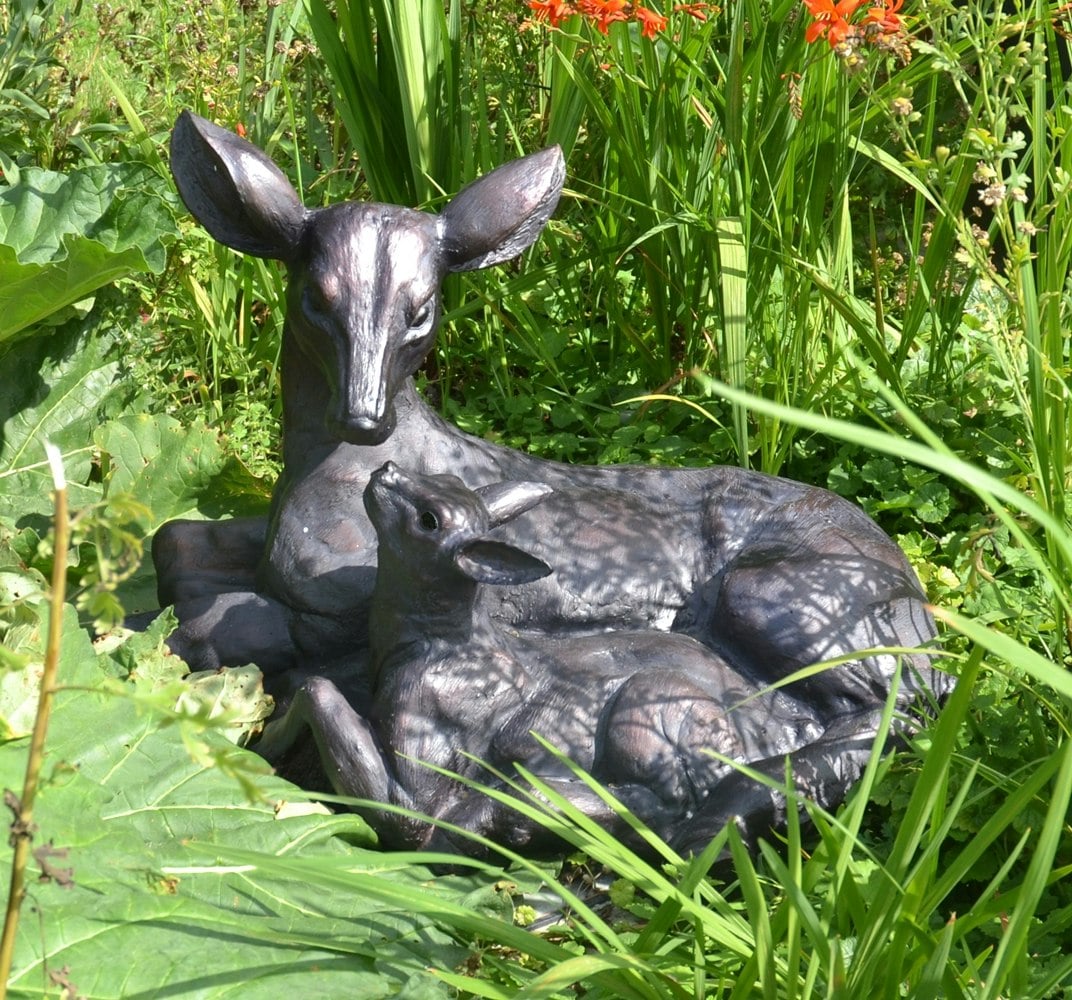 Rackhams Golden/Bronze/Light Large Doe And Baby Fawn Garden Sculpture Deer Ornament - Sculpture - Resin - Large
