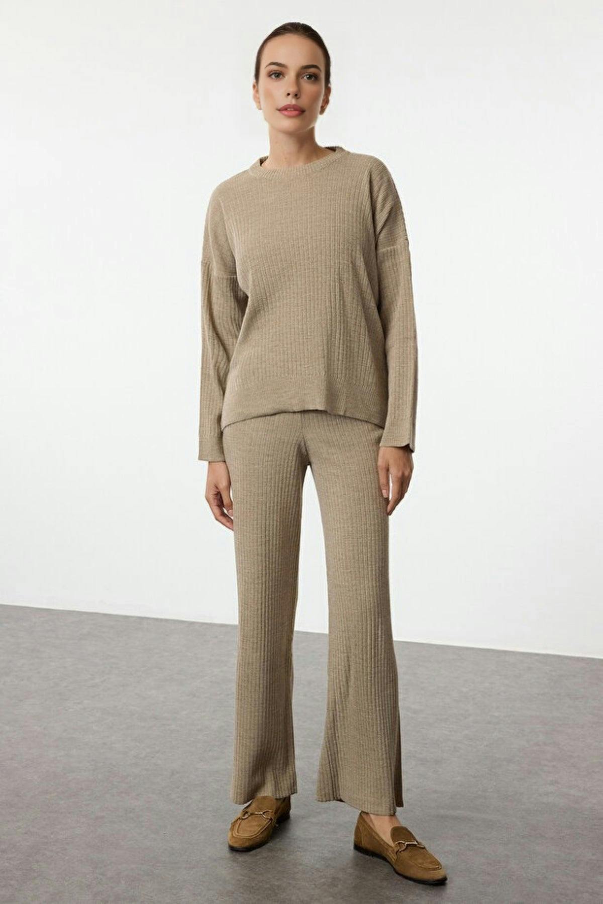 Wovcor Beige 2-Piece Loose Fit Basic Ribbed Knit Top & Pants Set - S