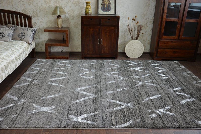 Rackhams Shadow Rug - 120Cm X 170Cm