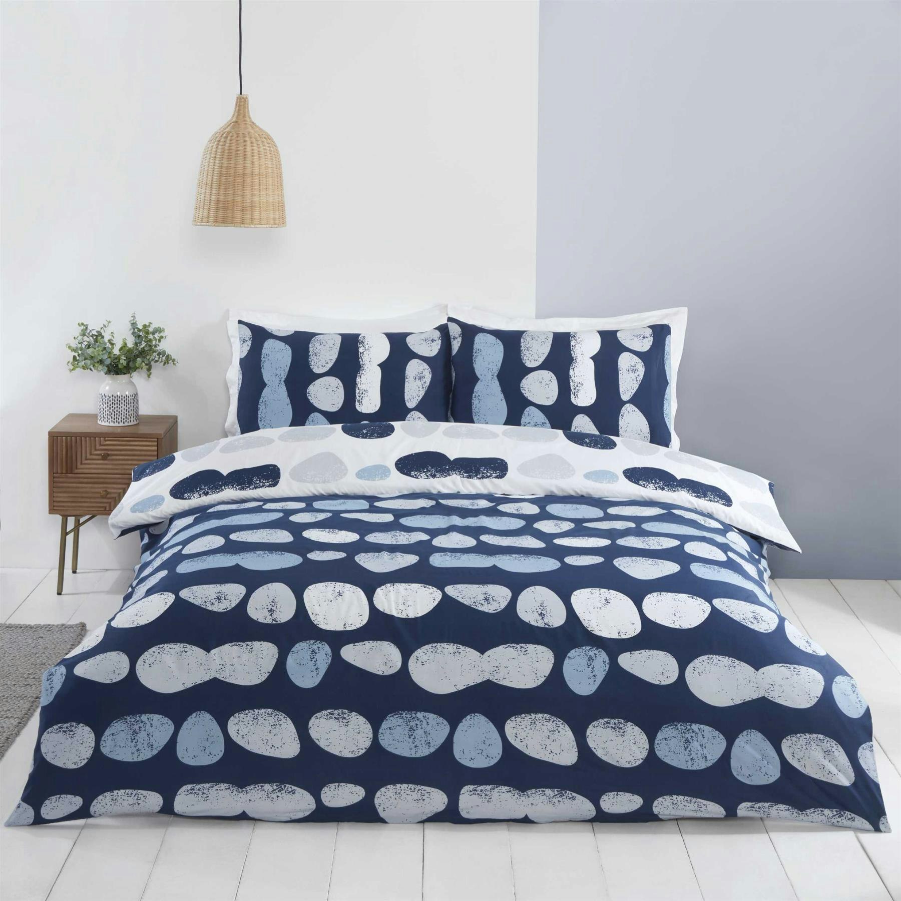 Rackhams Blue Pebbles Duvet Cover Set Reversible Bedding - Double