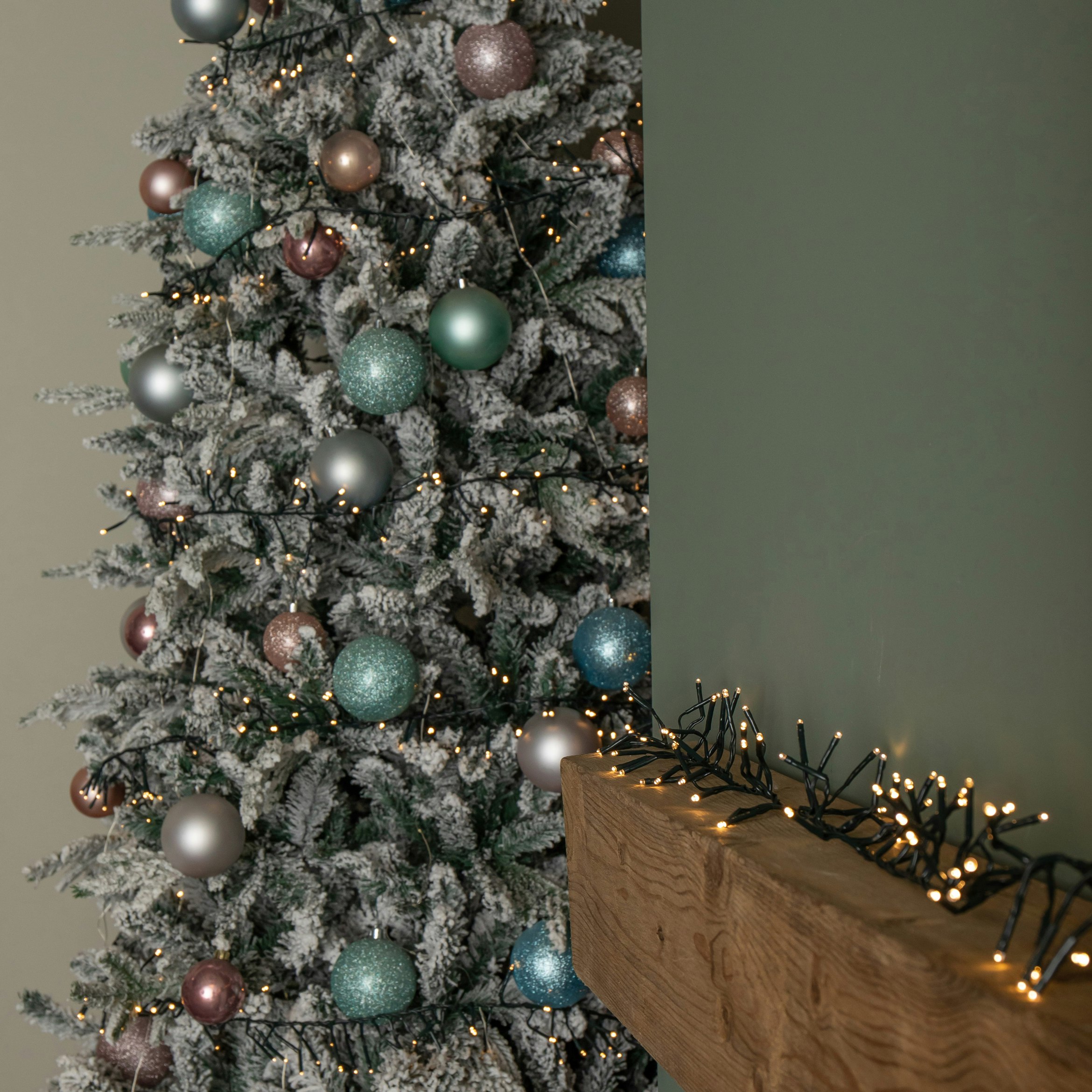 Rackhams White 18.5M 1440 Led Christmas Cluster Multi-Action String Lights With Timer In Warm