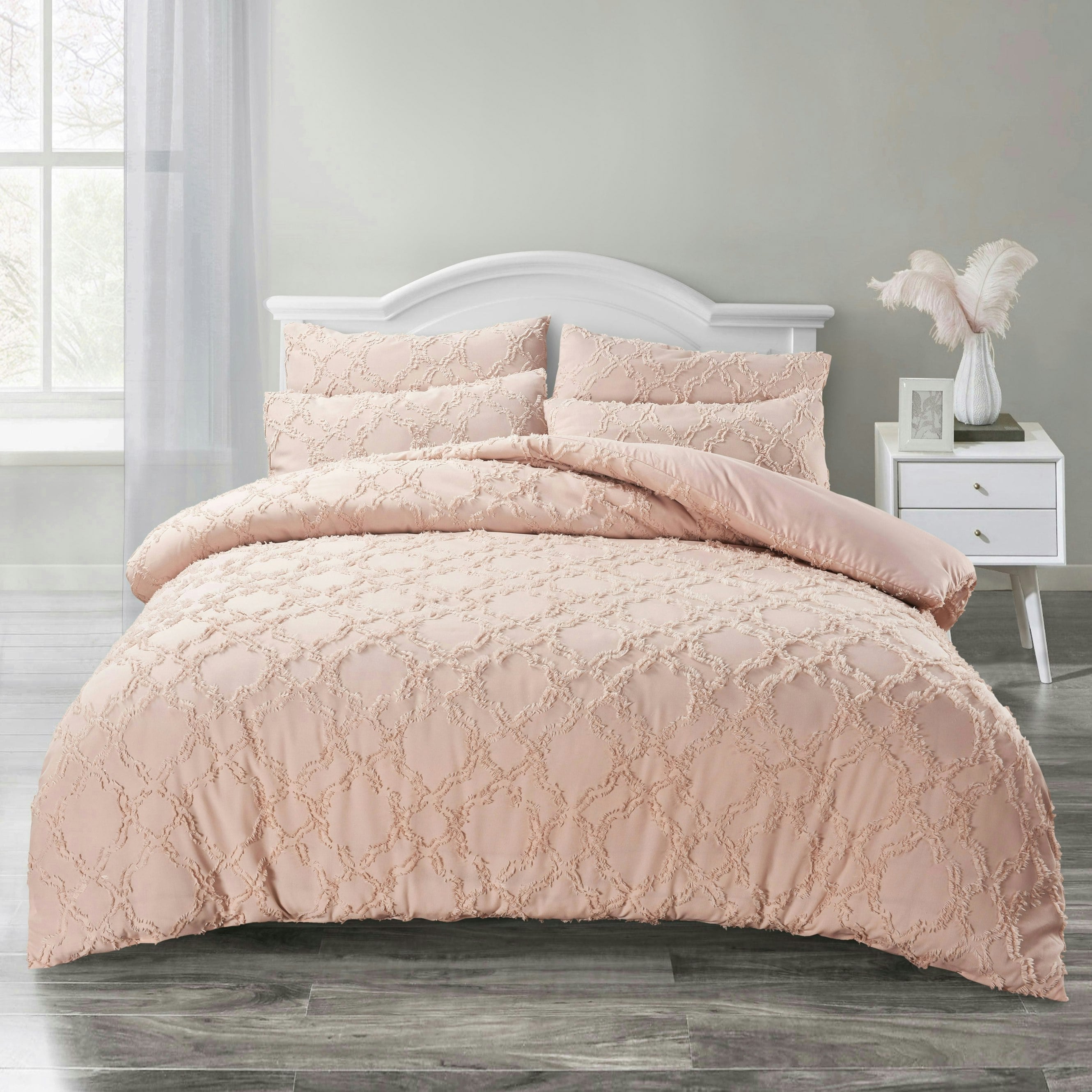 Intimates Pink Ophelia Tufted Duvet Cover & Pillowcase Set - Blush - King