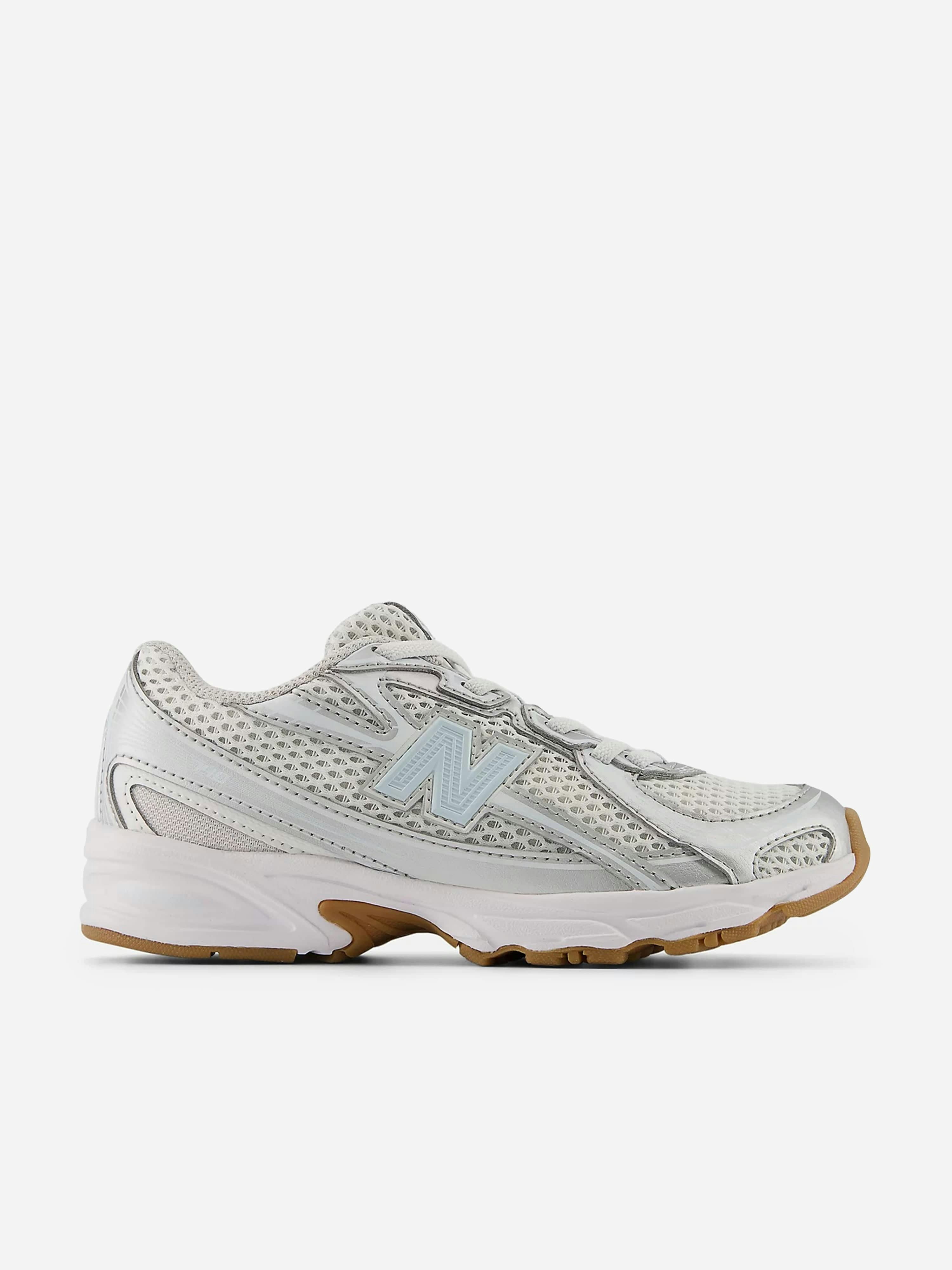 New Balance Silver Kids 740 Trainers In - Eu 35.5 Uk 3 - Us 3.5