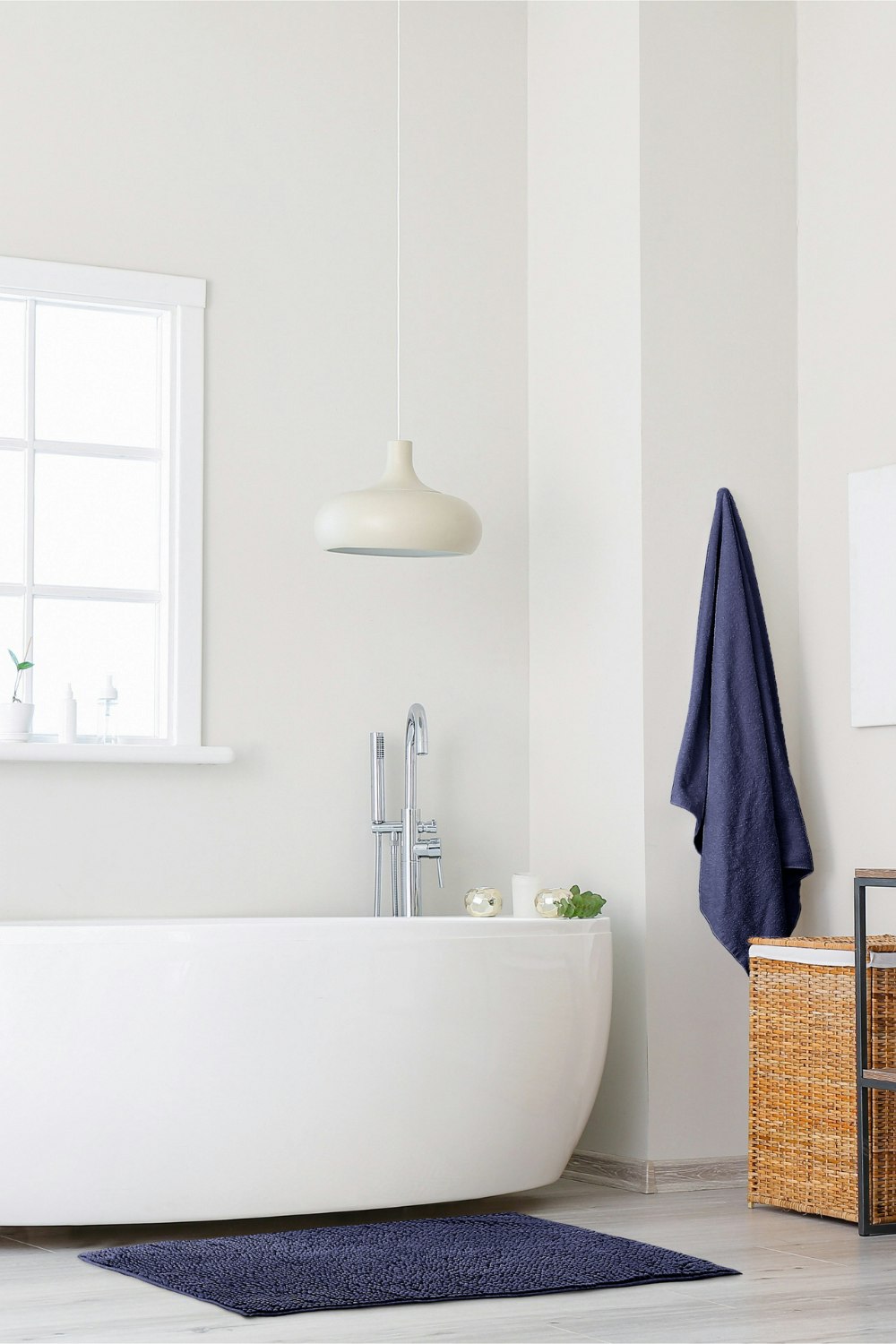 Emma Barclay Noodle Non-Slip Bathroom Bath Mat - Navy